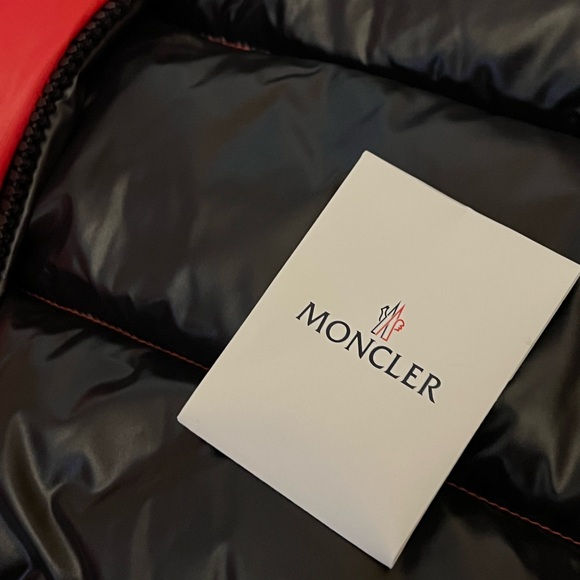 Moncler Zubair Zip-up Jacket Red Size 1 New - Picture 12 of 16